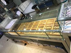 -潘多拉眼镜·蔡司依视路明月(潘家园店)