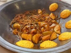 锅贴大饼子-蘸小院铁锅炖·蘸酱菜·东北菜(怀远门店)