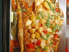 -鸣记脆皮烤鱼·海鲜烤鱼(亿合城店)