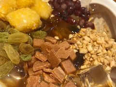 糍粑冰粉-蓉李记成都名小吃(二七万达店)