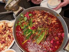 -万重锦·人文川菜馆(骡马市店)