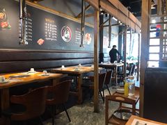 大堂-唯成•韩国炭火烤肉 유성고기