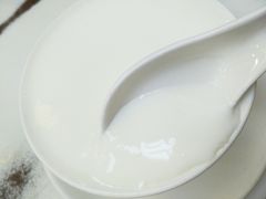 蛋白炖鲜牛奶-澳洲牛奶公司(佐敦店)