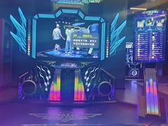 -极限PLAY运动娱乐新世界·团建派对表演休闲馆·室内高空游乐园