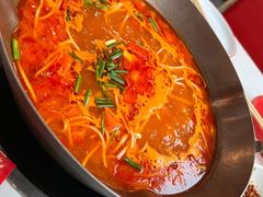 -毛辣果·贵州红酸汤牛肉火锅(西单店)