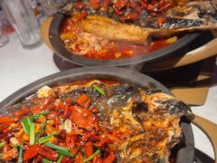 -鸣记脆皮烤鱼·海鲜烤鱼(三八广场店)