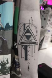 点击看大图 -众刺纹画·纹身·穿孔饰品·海娜定制