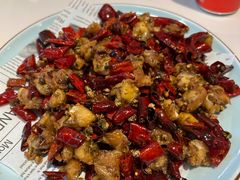 -嗨辣小聚·盘锦河蟹·海鲜烧烤龙虾(盘锦十年好店)