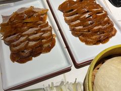 -阿瓦山寨·湘菜现炒·剁椒鱼头王(咸阳总店)