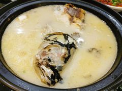 -香山湖家家宴(中山陵店)