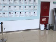 -大连何氏眼科医院