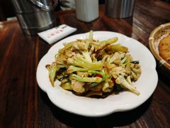 -萬家灯火·私房湘菜·22年老手艺(南岭大道店)