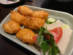 -大头虾越式风味餐厅(光明广场店)