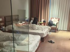 -速8酒店(成都龙泉吾悦广场东安湖公园店)