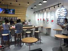 -1828王老吉·草本新茶(珠江新城地铁站店)