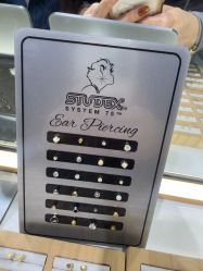 -AI艾耳·专业手工耳洞·穿孔美学馆