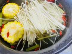 -五指山生态小黄牛(皮皮虾海鲜广场店)