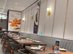 -港丽餐厅(正大店)