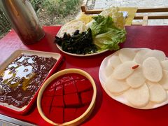 -二荆条·蜀鲜汇城市森林火锅