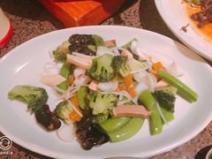 罗汉素什锦-湖滨28中餐厅·西湖宴·杭州君悦酒店