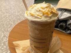 -星巴克(长沙友阿奥特莱斯店)