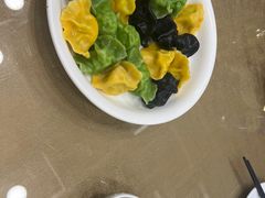 水饺全家福-良友·海鲜青岛菜·海肠捞饭(五四广场店)
