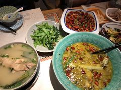 我家酸菜鱼-酒肆浅葱•烧烤•龙虾•排档(卓悦intown店)