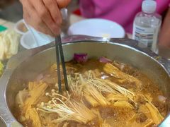 红烧牛肉锅-美兰春记食店·龙舌坡红烧牛肉