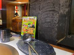 -新哥老官·畅吃123·美蛙世界(苏宁广场店)