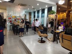 -佰亿Salon·烫染造型