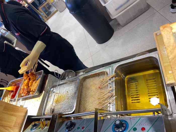 酷辣大嘴巴炸串(吾悦广场店)-"回连云港必吃的小吃啊,离家近的吾悦