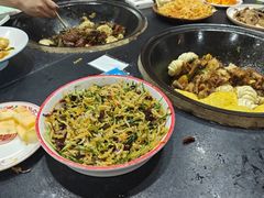 -高家小院铁锅炖大鹅(哈西高铁站店)
