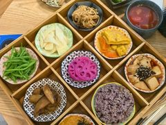 -轻蔬不用等·素食(江苏路店)