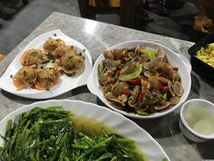 -四川小胡子海鲜(丁村万人海鲜广场店)