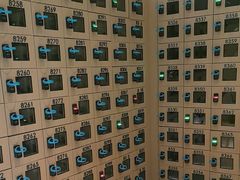 -涨巢·潮玩水疗局