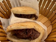 浓香驴肉火烧-闫家驴肉老店(华电一校店)