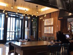 大堂-青年公社烤鸭(青年路店)