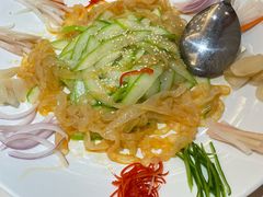 捞起黑毛节瓜-聚福山莊·寻味顺德(北滘店)