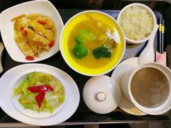 -臻康乃馨月子中心(集美店)