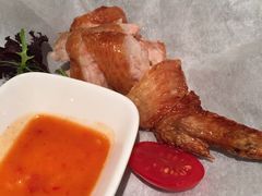鲜虾胶酿脆皮鸡翅-港丽餐厅(杭大店)