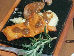 -豪客来牛排(空港华联店)
