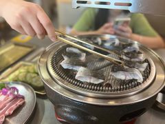 -围炉肉舍•炭烤活鳗•丹东海鲜烤肉(步行街店)