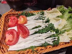 -阿婆情腊排骨火锅(古城旗舰店)