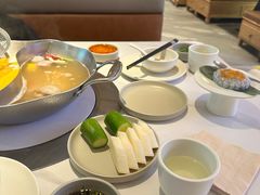 -左庭右院鲜牛肉火锅(环球港店)