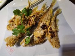 香酥狮头鱼-猪肉婆私房菜(容桂总店)