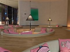 -涨巢·潮玩水疗局