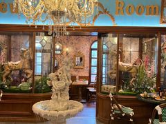 -秘密旅行Bonjour(黑金冠 江南西店)