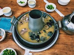-阿妈土锅鸡
