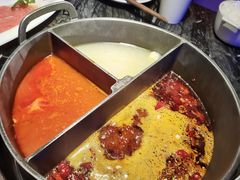 小嫩牛专利T型锅（一锅三吃）-热火朝天鲜切牛肉火锅(南强街巷店)