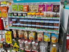 -全家便利店(愚园店)